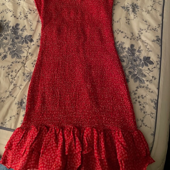 Gorgeous Red Floral Dress - Picture 4 of 7